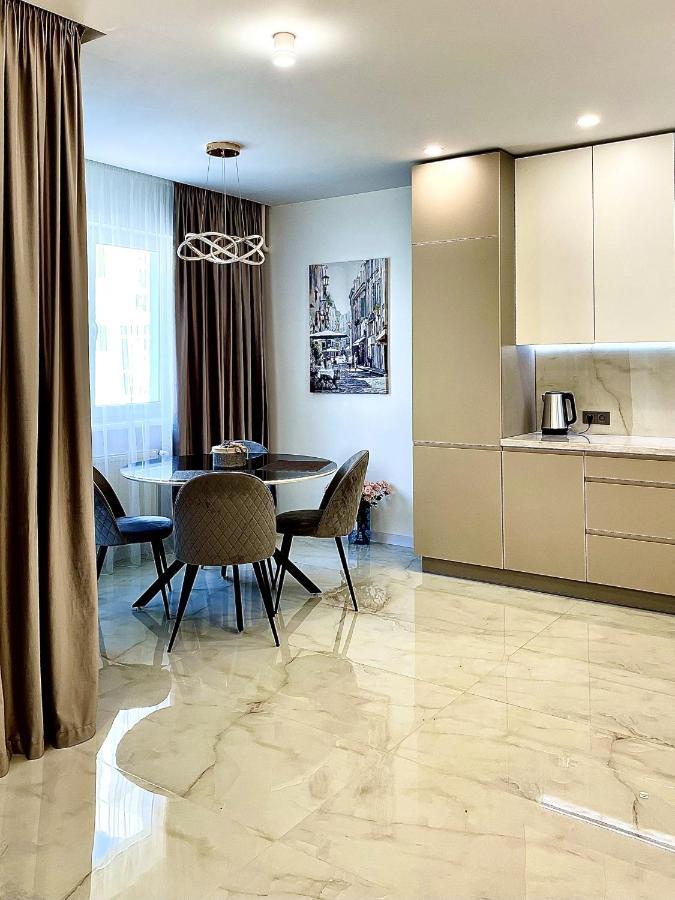 Жк Great Britain Apartment Lviv Kültér fotó